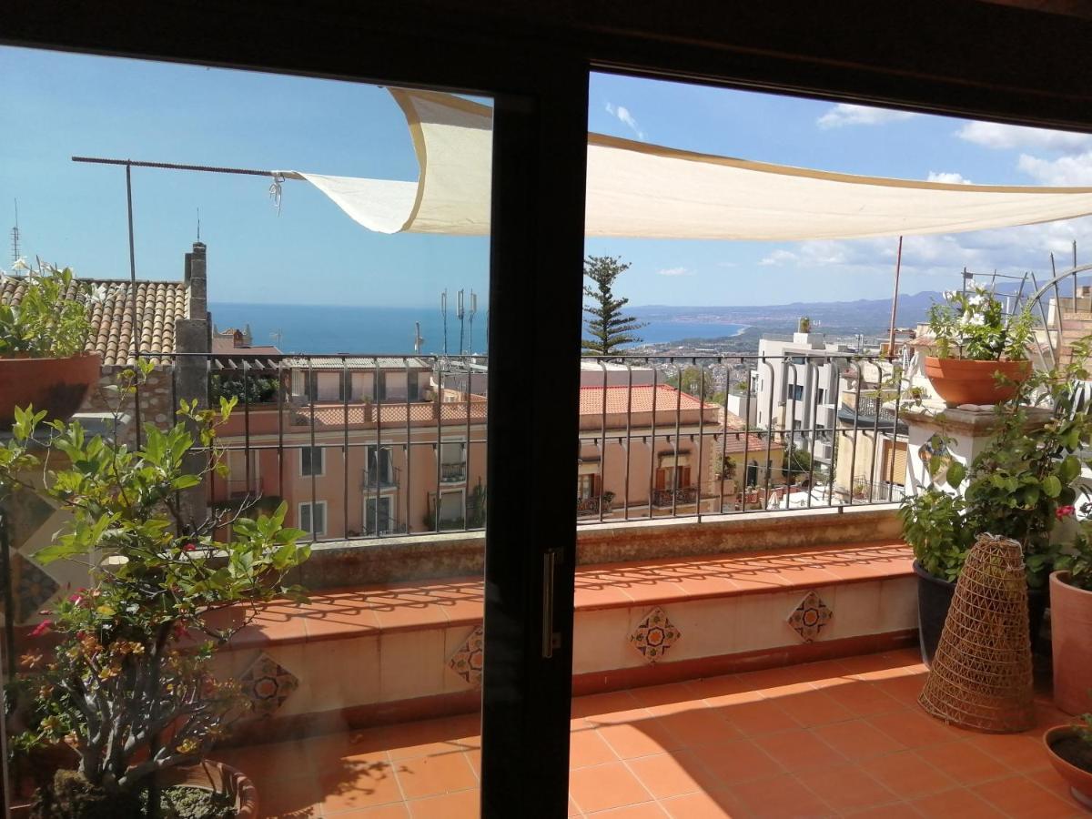 Aly Art Apartment Taormina Duomo, Gulf & Etna View Ngoại thất bức ảnh