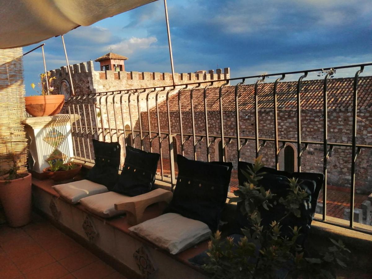 Aly Art Apartment Taormina Duomo, Gulf & Etna View Ngoại thất bức ảnh