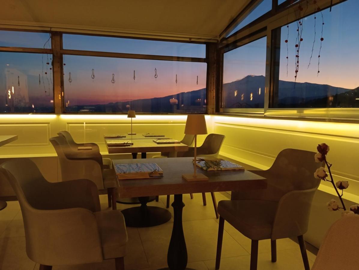 Aly Art Apartment Taormina Duomo, Gulf & Etna View Ngoại thất bức ảnh